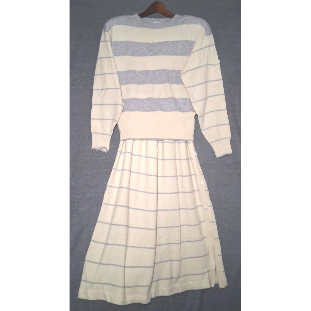 Liz Claiborne Sz Small Sweater Skirt Matching Set Grey/Yellow Striped Lambswool